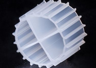 خرید رنگ سفید حامل بیوفلیم رسانه ای MBBR با سوپر دکاربوریزه و ماده ی HDPE online manufacture