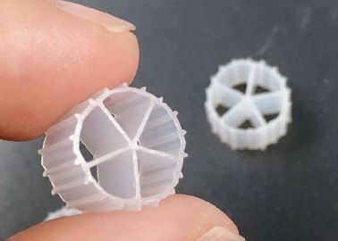 خرید مقاومت UV HDPE 10 * 7MM MBBR BIOBALLS فرآیند IFAS 5 اتاق fda مواد ایمن رسانه شناور قیمت ارزان online manufacture