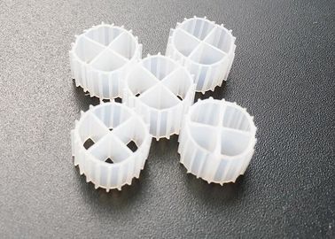 خرید رنگ سفید 11*7mm K1 فیلتر بیولوژیکی Hdpe Mbbr حامل بیولوژیکی Bioballs شناور online manufacture