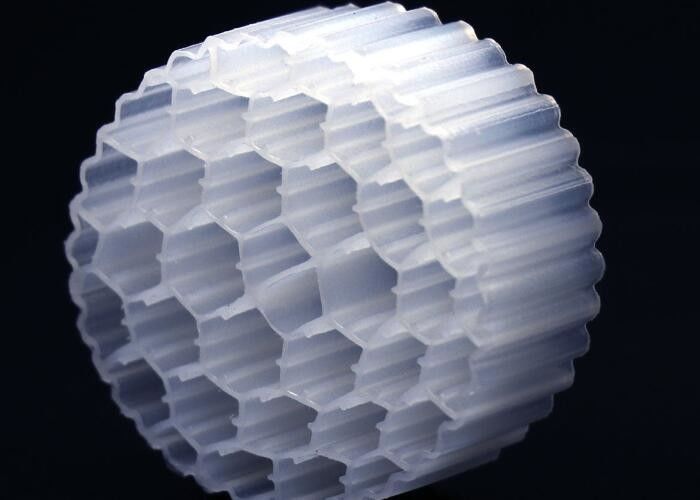 Pe38 25*4mm Hdpe Mbbr رسانه فیلتر زیستی بستر متحرک ایمن سطح بزرگ