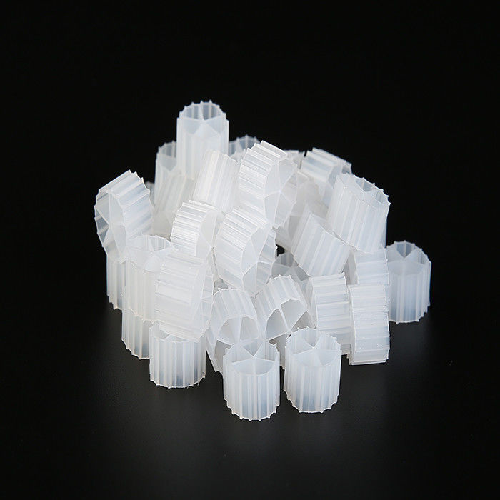 پنج سوراخ مواد HDPE MBBR K1 رسانه فیلتر برای آکواریوم ها