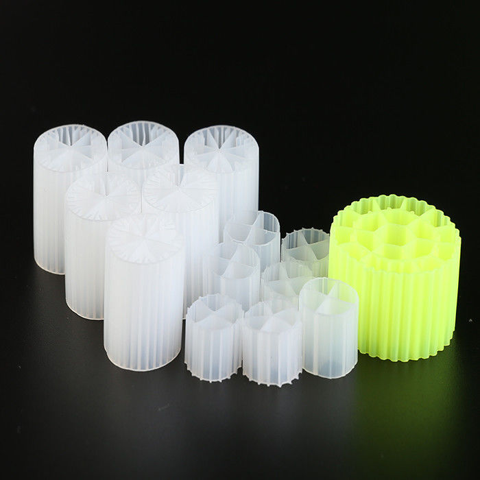 مواد فرج سیاه HDPE مواد فیلتر پلاستیکی MBBR برای آکواریوم 25mm X 12mm