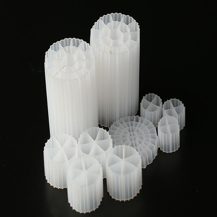 35mm X 18mm اندازه رنگ سفید فیلتر سلول های زیستی رسانه K3 رسانه آکواریوم عمر طولانی