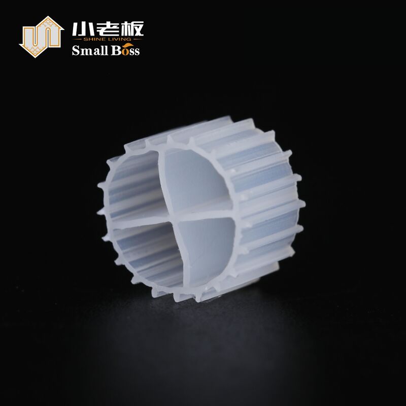 HDPE اندازه کوچک K1 Bio Filter Media 900m2 / M3 سطح 11*7mm اندازه