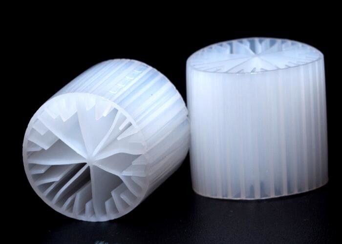 مواد اولیه HDPE MBBR Biopipe Filter Media برای مخزن آناروبیک 15*15mm اندازه