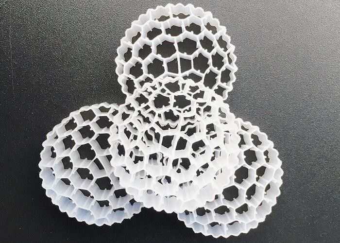 38 سوراخ سطح بزرگ 25 * 10mm K1 رسانه فیلتر Fda مواد رنگ سفید ایمن