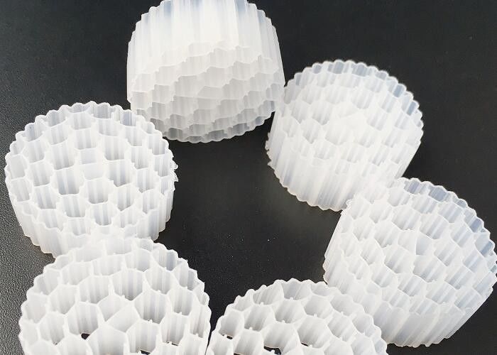 پلاستیک Bio MBBR تصفیه آب FAB / Filter Filter بسته بندی شناور 25 * 12mm