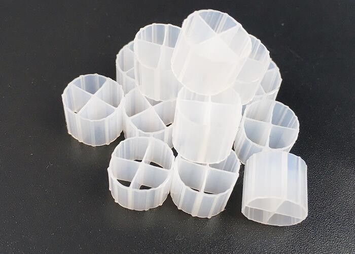 رسانه های فیلتر بیوسل با کیفیت بالا با مواد اولیه HDPE و رنگ سفید برای RAS