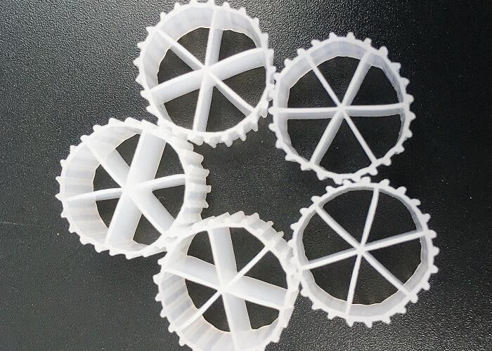 16mm X 10mm فیلتر شناور هیدروفیلیک رسانه های فلترهای فرنگی مواد HDPE MBBR