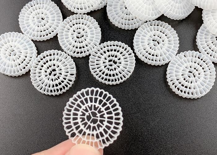 Kaldnes K5 FDA ایمنی فعال بیوفلیم آویزان سریع Mbbr رسانه فیلتر بیولوژیکی