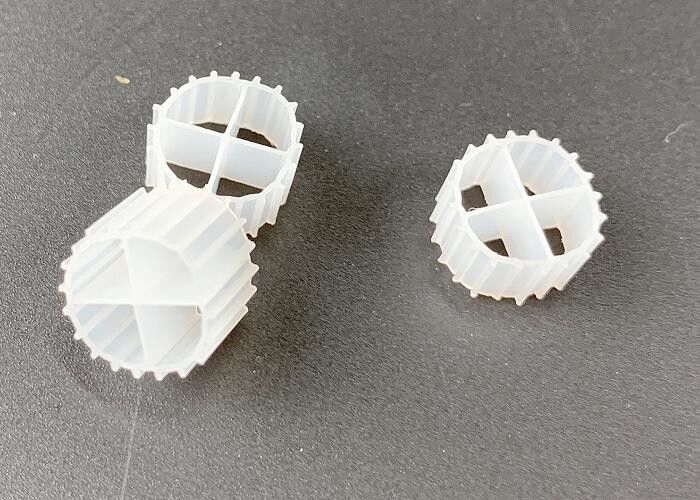 رسانه های فیلتر پلاستیکی سازگار با محیط زیست برای آکواریوم ها