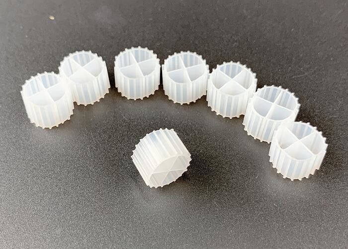 رسانه های فیلتر بیولوژیکی 11MM سفید برای ضد نیترفیکیشن