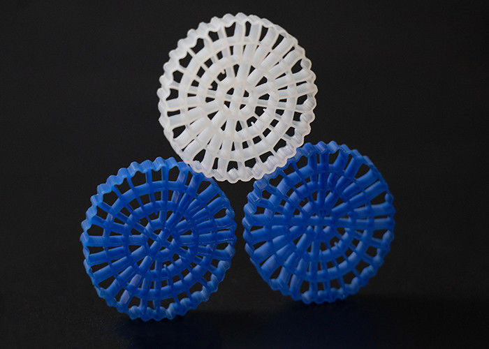 تصفیه فاضلاب رسانه های فیلتر پلاستیکی MBBR HDPE بیومور بزرگ 1200 m2/m3 سطح سطح تجهیزات IFAS