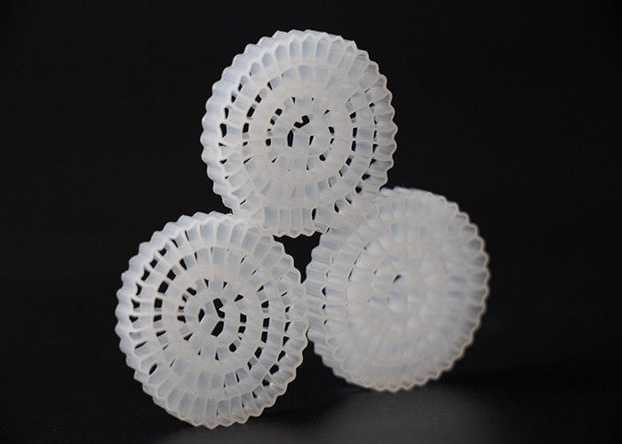 ماده ی فرنگی HDPE MBBR Bio Media رنگ سفید و 25*4mm اندازه سطح بالا MBBR
