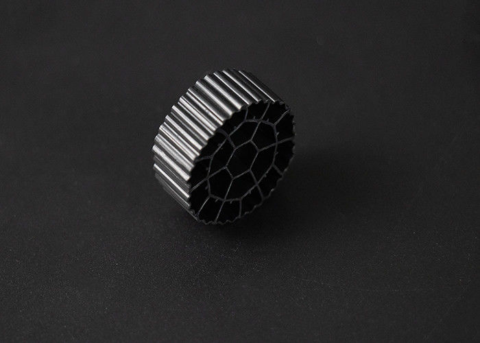 مواد فرنگی HDPE MBBR فیلتر رسانه بیوفیلتر 25mm X12mm اندازه 600 m2/m3 سطح