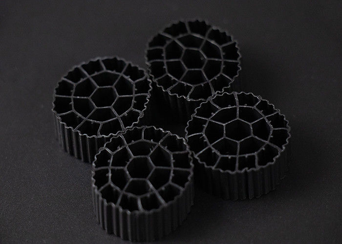 25mm X 10mm اندازه پلاستیک فیلتر رسانه های تازه مواد HDPE MBBR Bio Balls