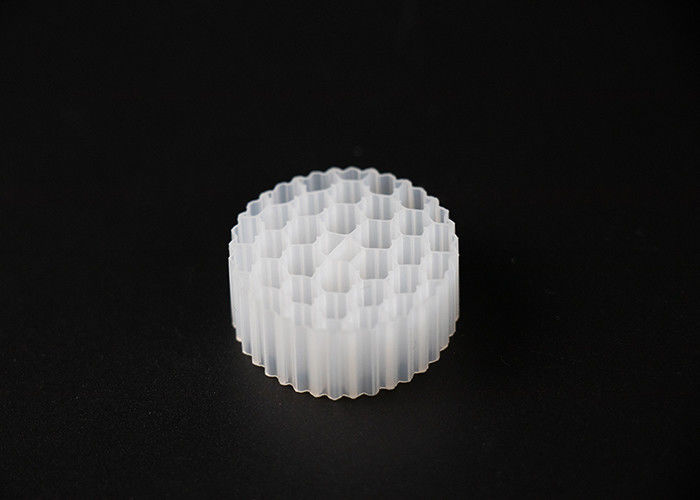 Pe38 25*10MM 800m2/M3 Mbbr بیوفیلتر رسانه ای Virgin PE