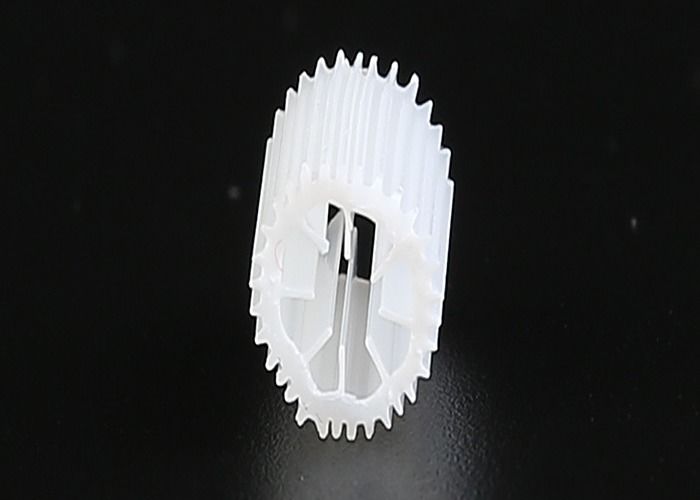 رسانه های بیولوژیکی MBBR با ماده هیپس باکره اندازه 5 * 10mm هر رنگی Bio Balls Biocell سنگین