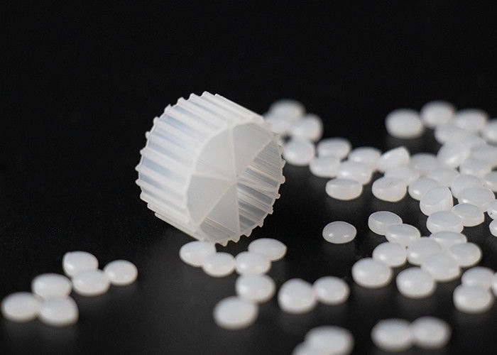 MBBR 100% Virgin HDPE PE04 BIO Filter Media رنگ سفید 0.98g/Cm3